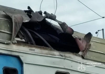 Російський дрон влучив у електропотяг на Харківщині: є загиблий